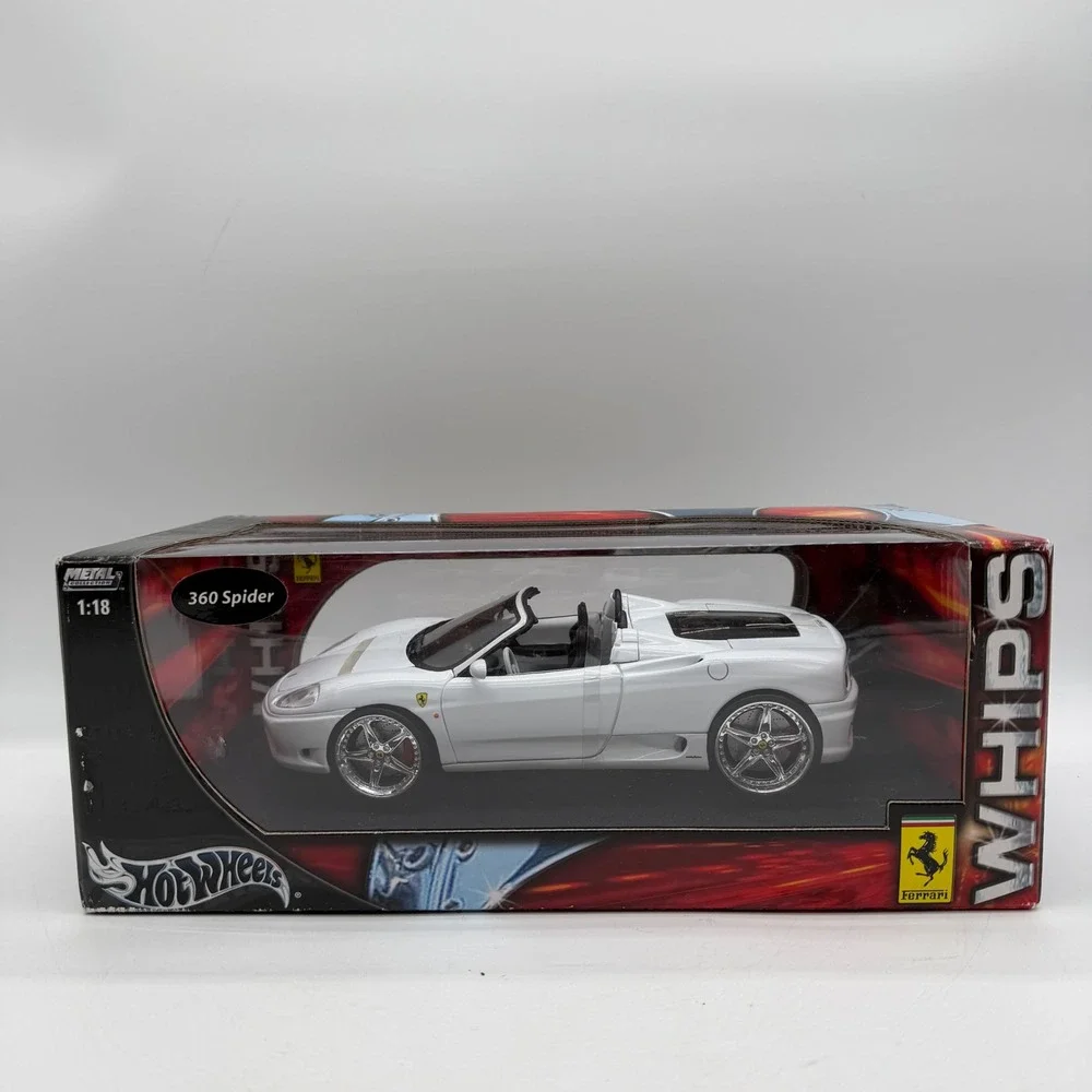 Hot Wheels WHIPS 08824‎ White Ferrari 360 Spider 1:18 Scale C3866 Die-Cast Car